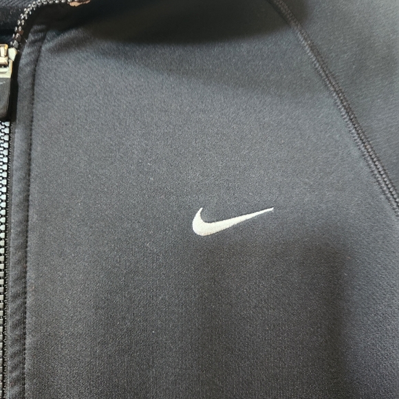 Nike Women's Dri-Fit Track Jacket Black and White Stripe - Picture 2 of 10